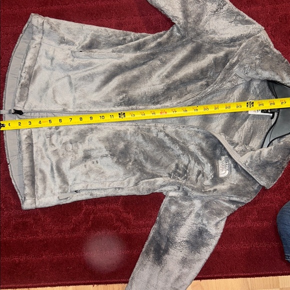 The North Face Osito Light Grey Fleece Jacket - Picture 6 of 6